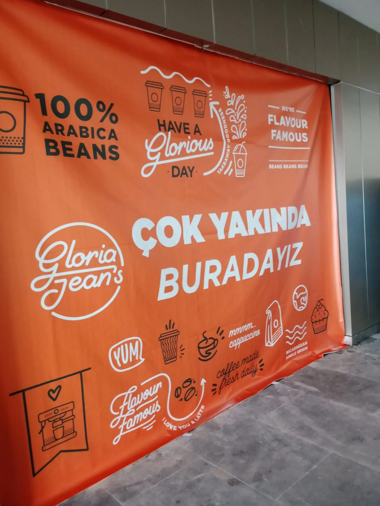 GLORİA JEANS