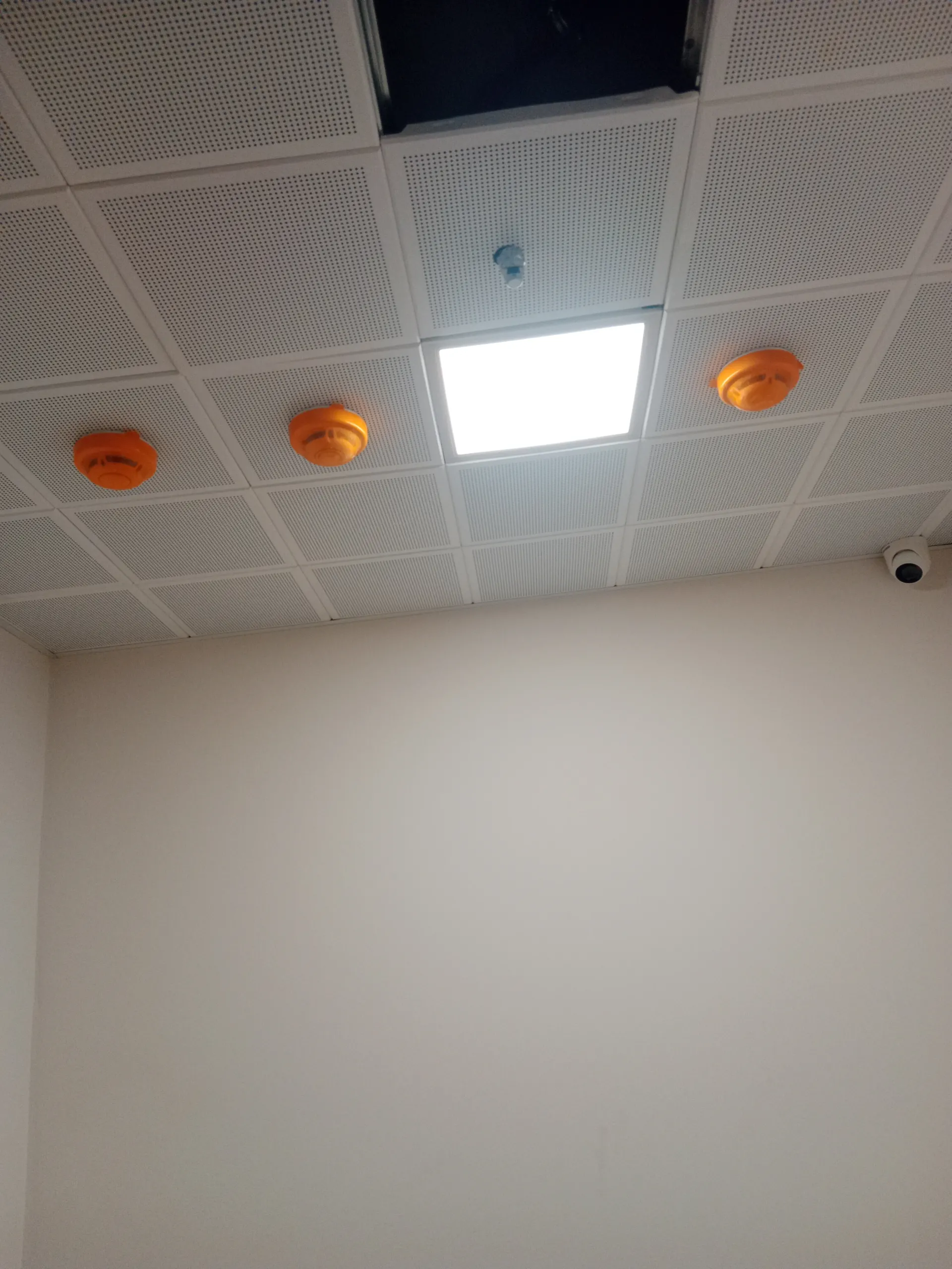 İzmir Lüks Ofis ve Plaza Kompleksleri İnşaat & Mekanik Taahhüt Projelerimiz